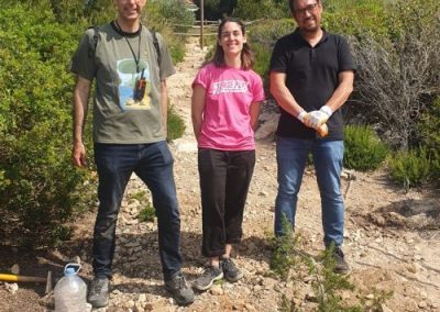 Jornada de voluntariado ambiental en el entorno de la playa de la Savinosa de Tarragona...