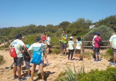 Jornada de voluntariado ambiental en los Morrots de la Savinosa...