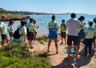 Jornada de voluntariado ambiental en los Morrots de la Savinosa...