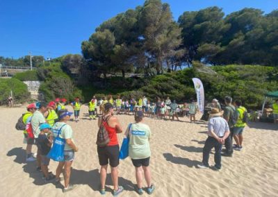 Jornada de voluntariado ambiental en los Morrots de la Savinosa...