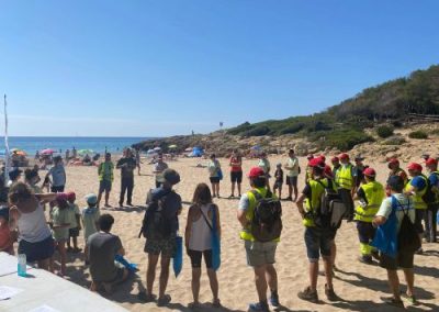 Jornada de voluntariado ambiental en los Morrots de la Savinosa...